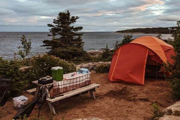 5 reasons to switch from a caravan to a tent