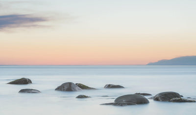 La photo les roches de la Gaspésie a été prise par une photographe de Mount Trail.