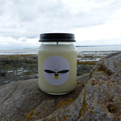 The candle can be used during hikes.